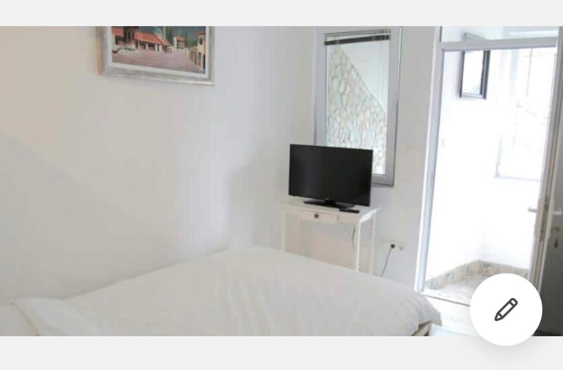 Studio Apartments Siesta ซาราเยโว ภายนอก รูปภาพ