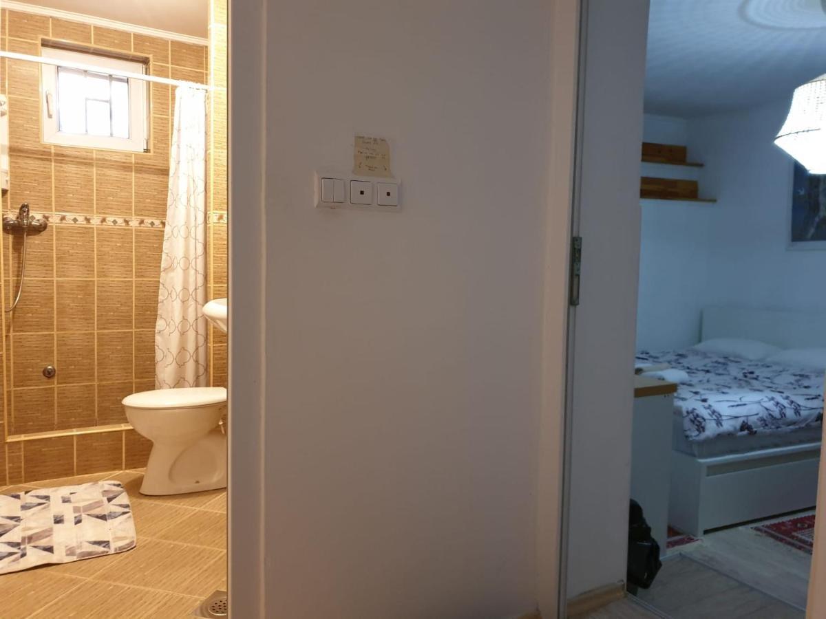 Studio Apartments Siesta ซาราเยโว ภายนอก รูปภาพ