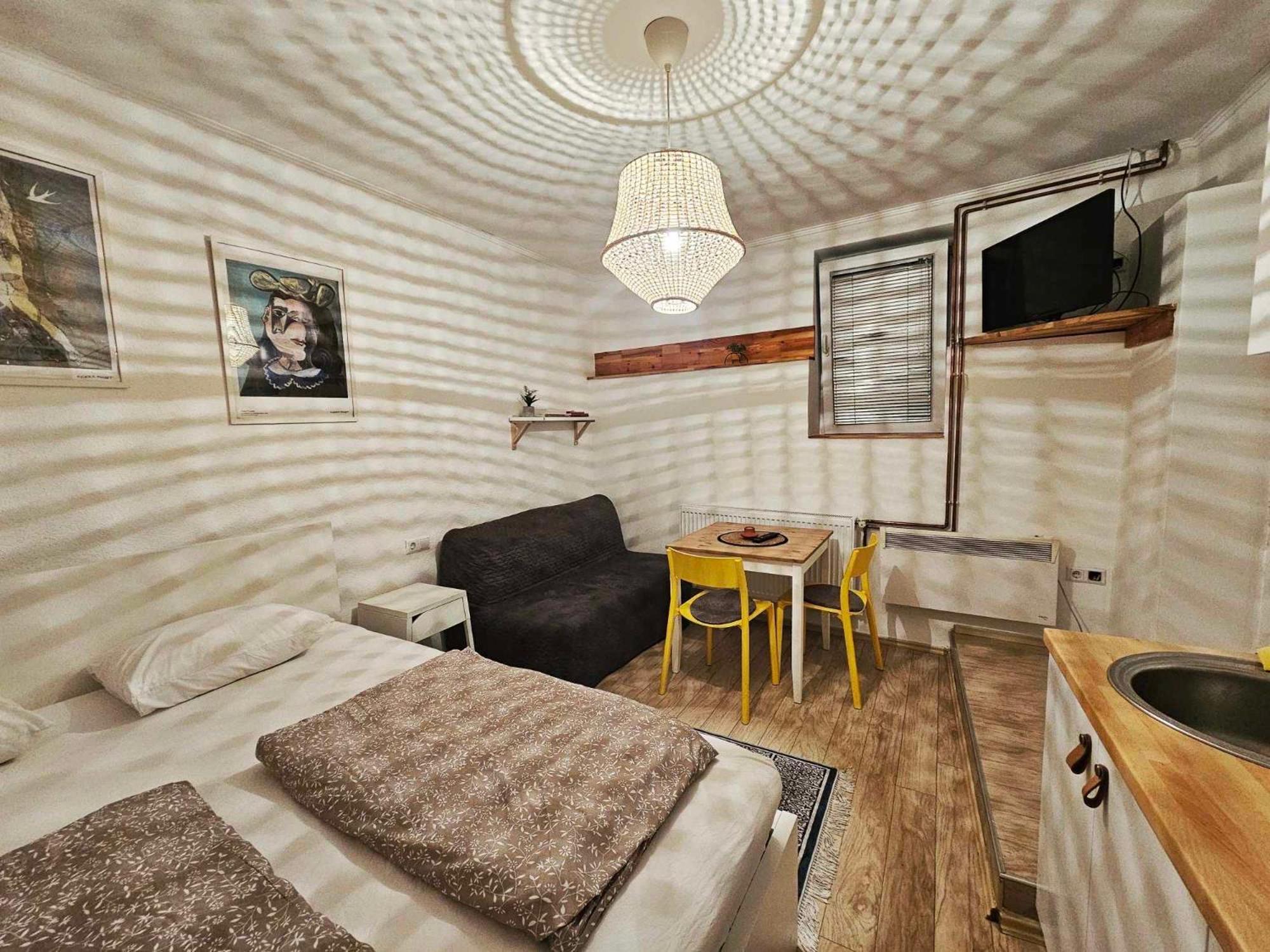 Studio Apartments Siesta ซาราเยโว ภายนอก รูปภาพ